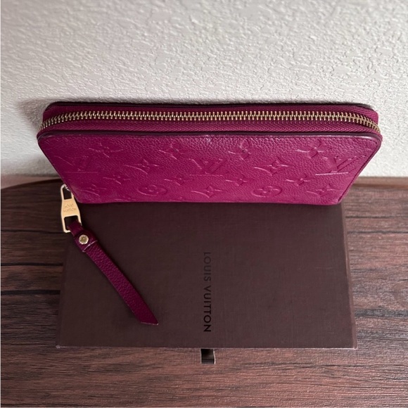 LOUIS VUITTON Monogram Empreinte Leather Zippy Organizer Wallet 7.6”L x 1”W x4”H - Picture 2 of 11